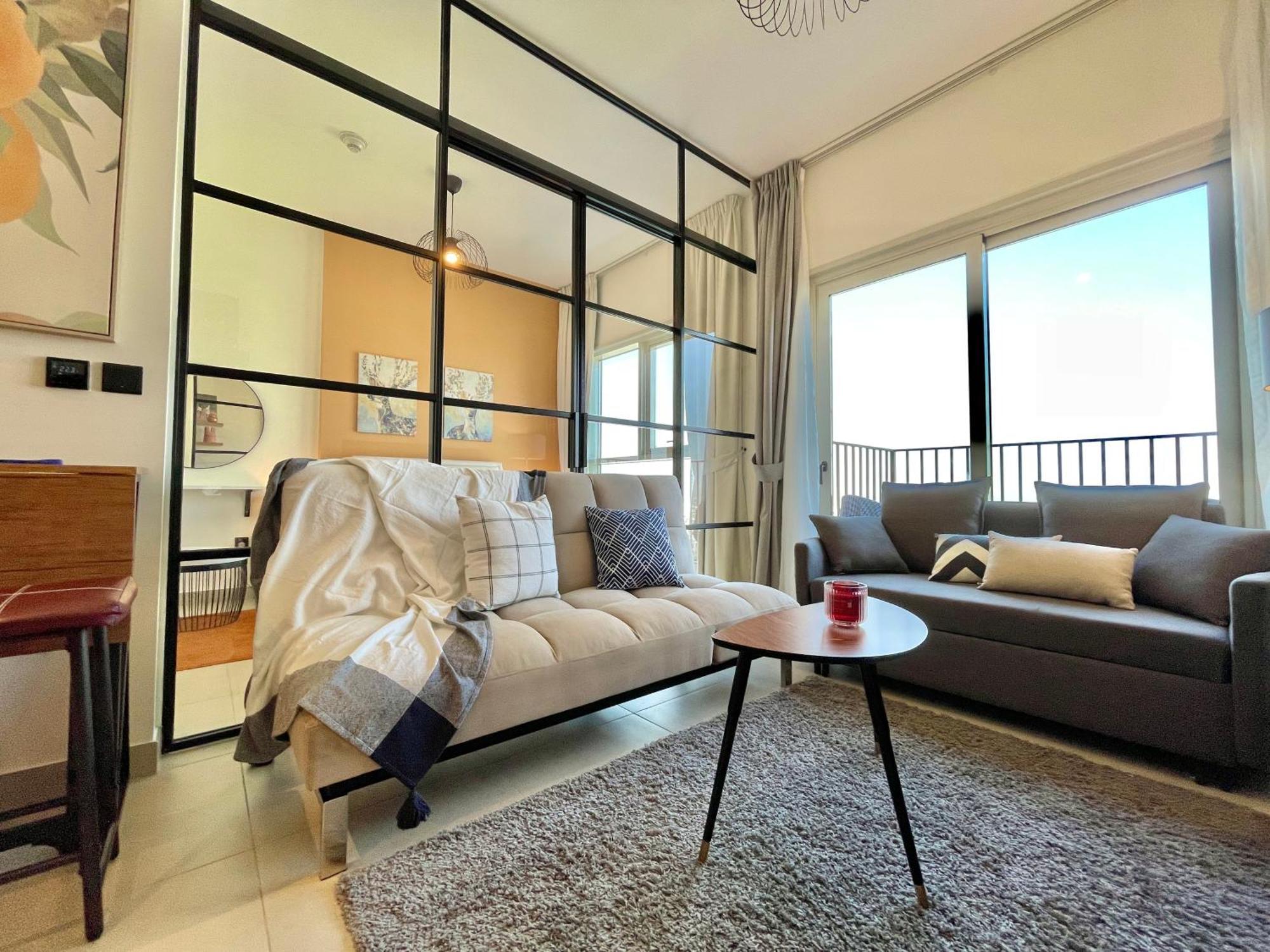 Apartment Modern Flat In Hills Dubai