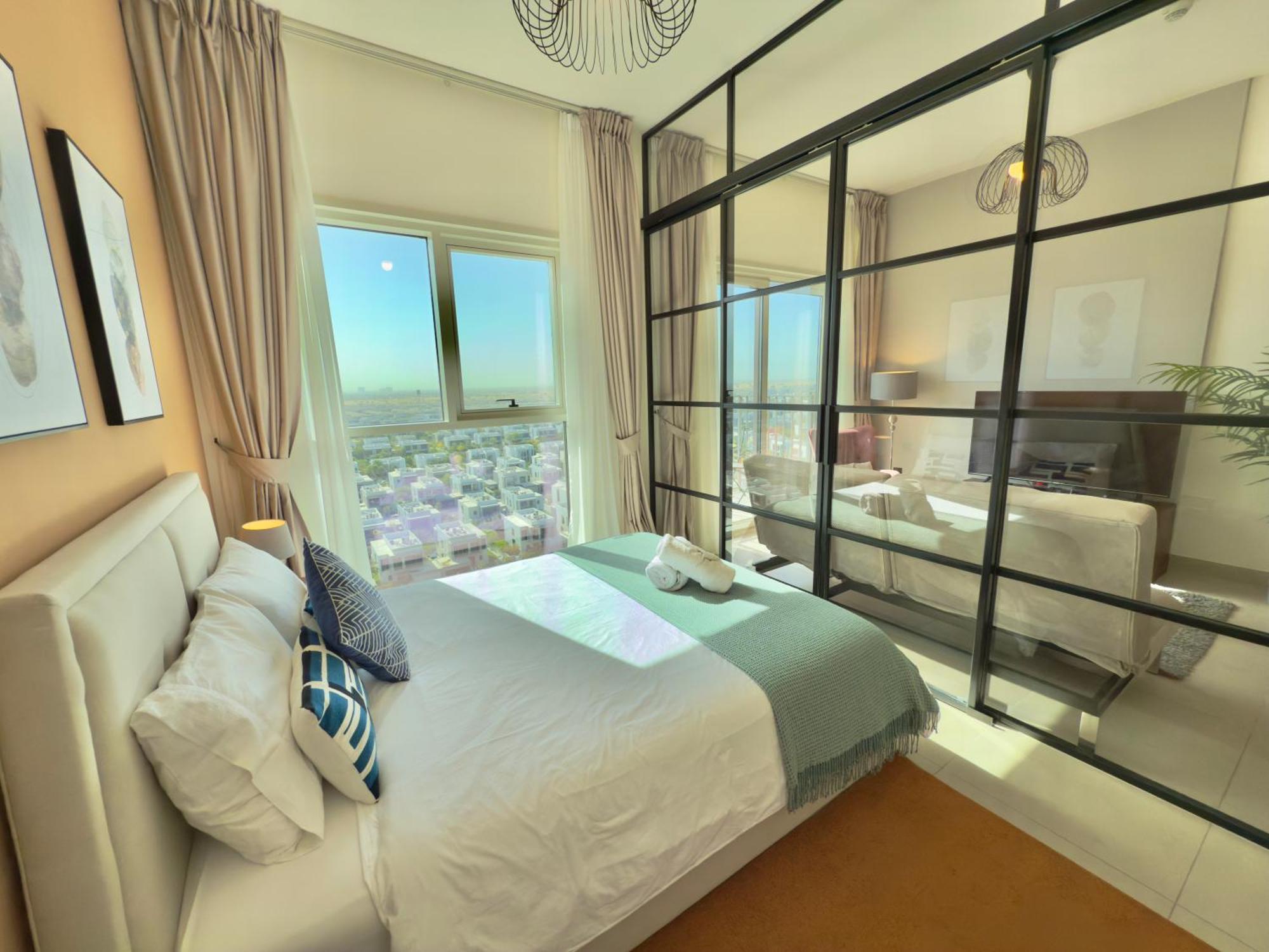 Modern Flat In Hills Apartment
